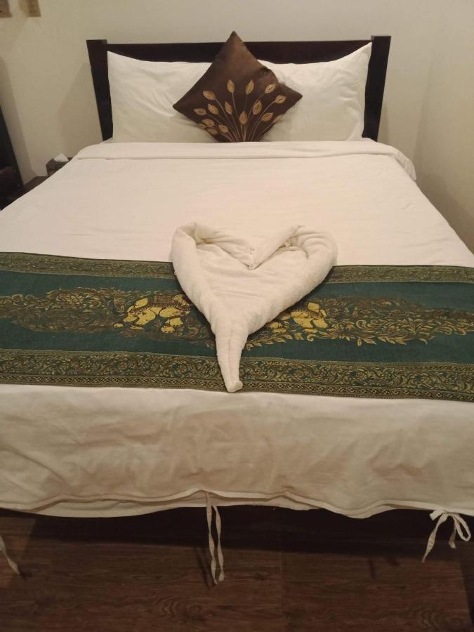 Twin Home Guesthouse Kampot Ngoại thất bức ảnh